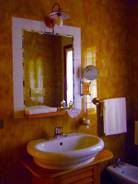 B&B Casa Linda Pradipozzo Bilik gambar